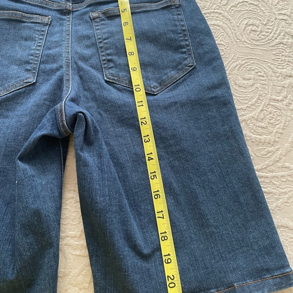 Land’s End women’s shorts - Picture 6 of 9